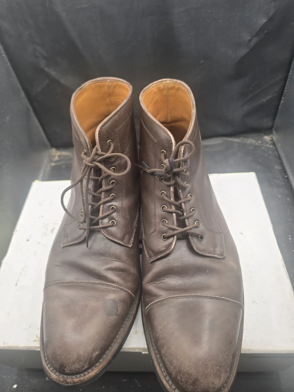 Men's Brown Leather Chukka Boots - Classic Lace-Up